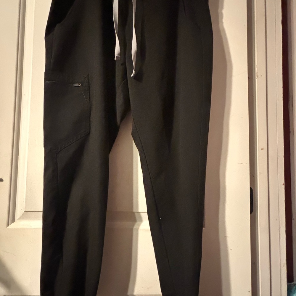 Figs Black Joggers Elastic Waist Tapered Leg